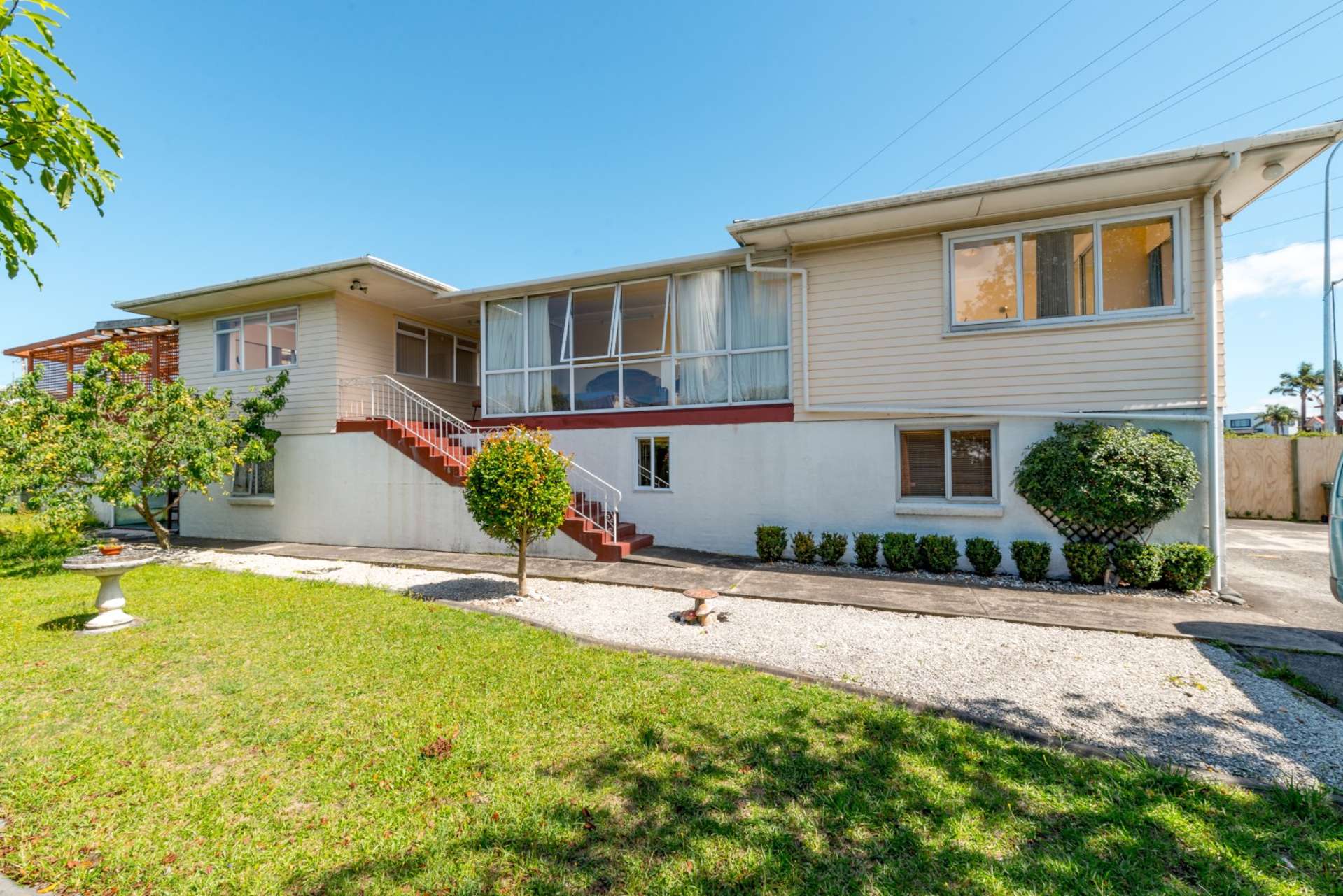 257 Te Atatu Road Te Atatu South_0