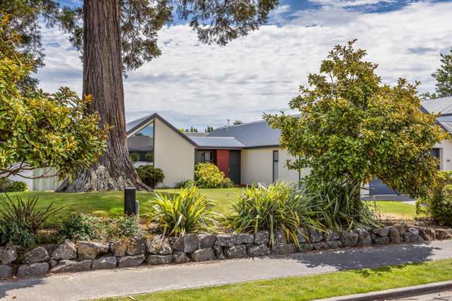 Vendors have purchased - priced below R.V