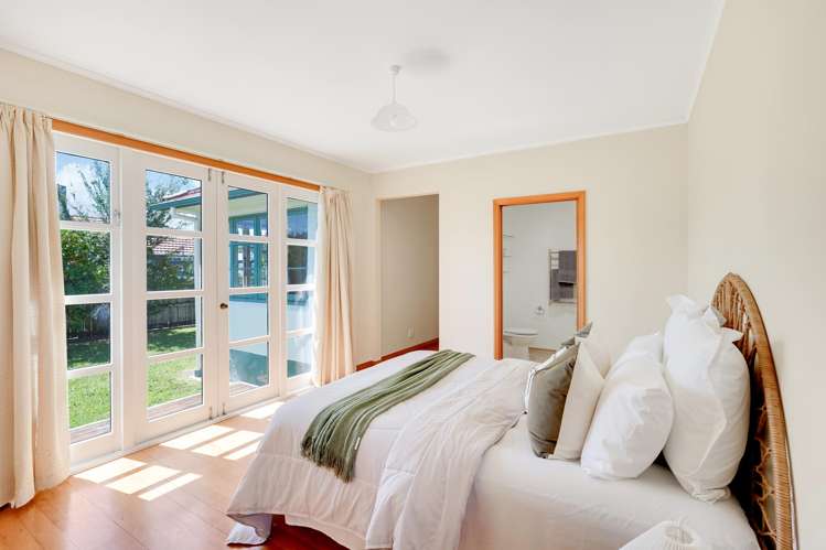 19 Galway Avenue Hamilton East_14