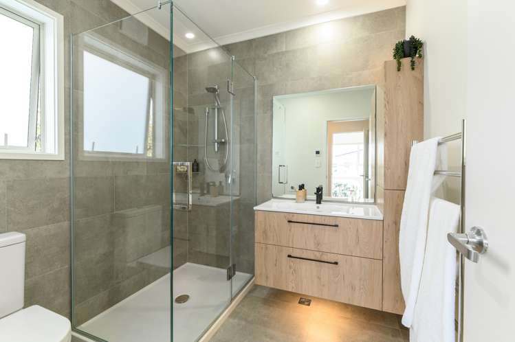 1 Sanremo Lane Stanmore Bay_12