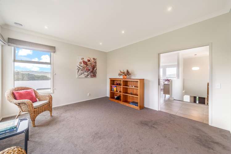 10 Hollyford Place Aotea_14