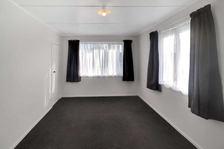 7 Puketapu Grove 1369_9