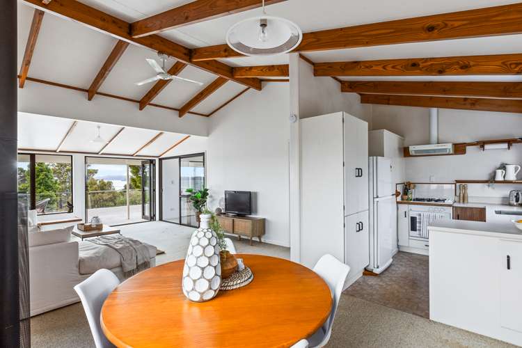 22b Alexander Road Algies Bay_8