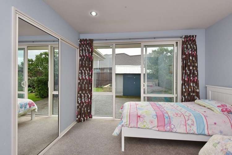 266 Southfield Drive Lincoln_18