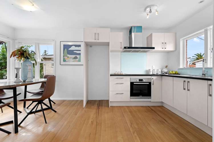 100 Gossamer Drive Pakuranga Heights_5