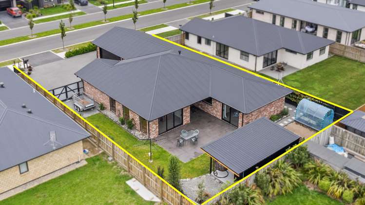 180 Faringdon Boulevard_0