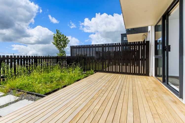 12 Papa Takaro Lane Flat Bush_5