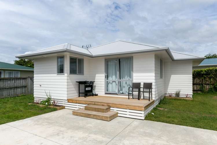 40 Garden Heights Avenue Glenview_8