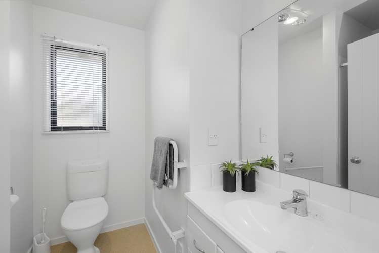 2/310 Halswell Road Halswell_10