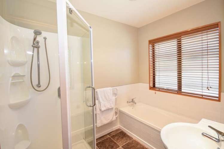 33 Cherry Drive Mosgiel_8