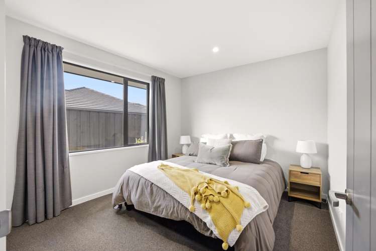 9 Merino Crescent Amberley_6