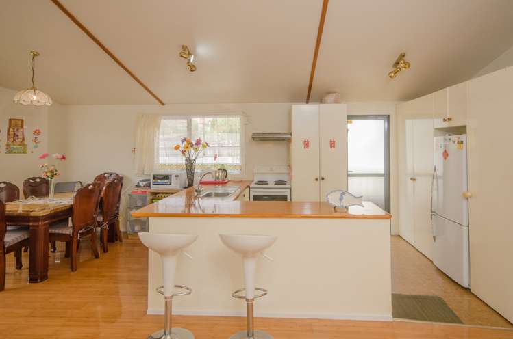 33a Hutchinson Avenue New Lynn_6