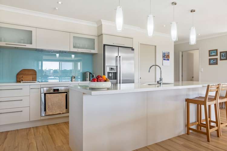 143 Oriental Parade Papamoa_11