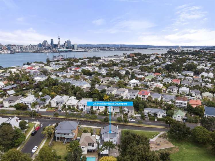 24 Shoal Bay Road Devonport_19