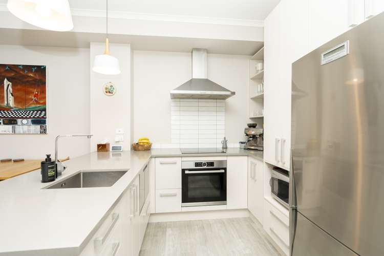 8/13 Beale Street Hamilton East_5