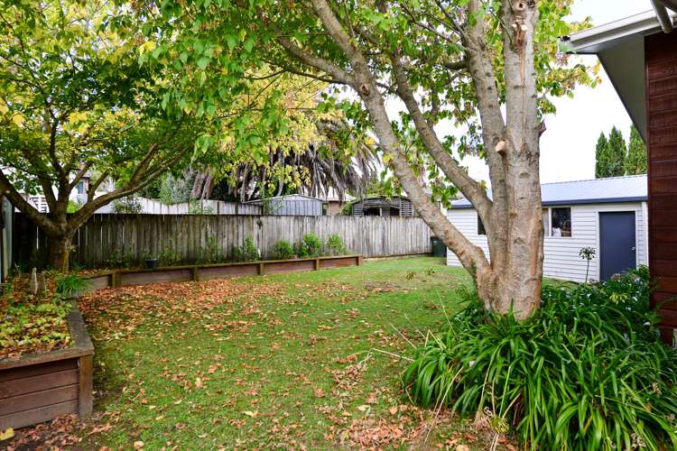 14 Oregon Crescent Glenview_16