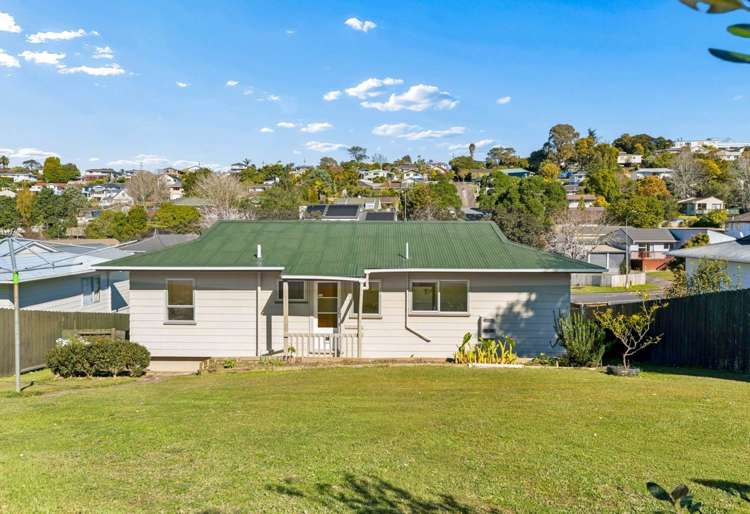 42 Trias Road Totara Vale_11