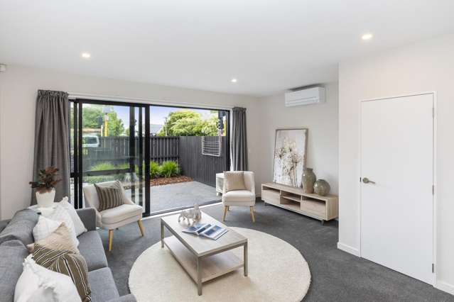 2/140 St Albans Street St Albans_1