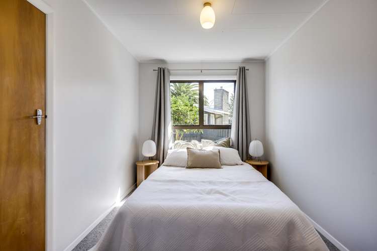 167 Riverbend Road Onekawa_10