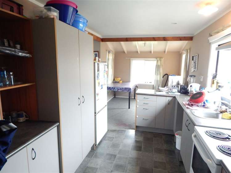 21 Esk Crescent Tokoroa_8