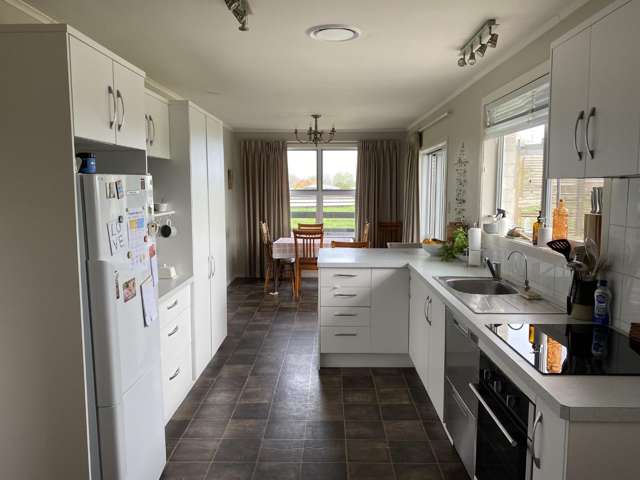 97 Maungatautari Road Leamington_2