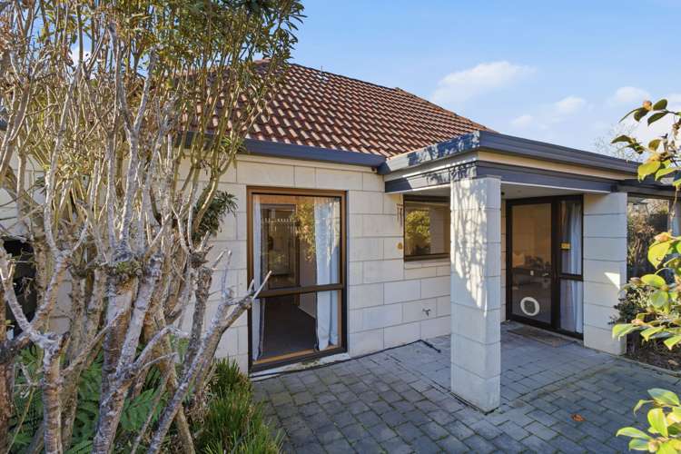 8/4 Broadbent Street Riccarton_11
