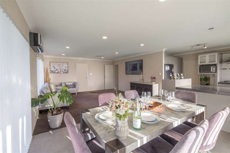 53 Turnberry Drive Wattle Downs_6