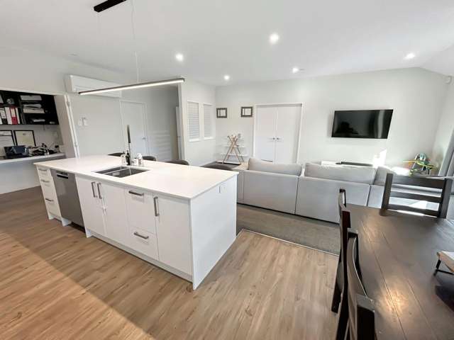 42 Graeme Foote St Darfield_4