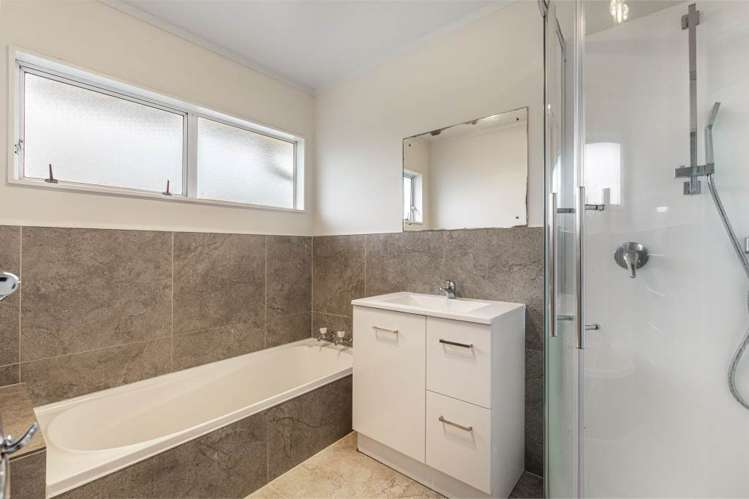 7B Normanton Street Glenfield_12