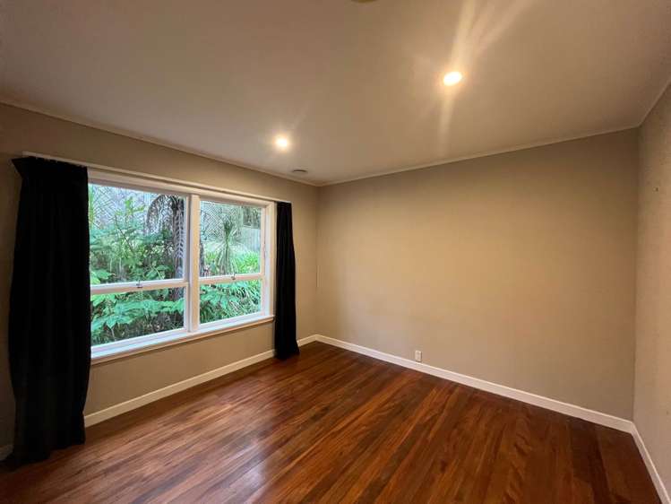 246 Glengarry Road Glen Eden_7