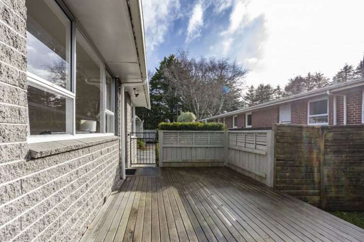 96B Crofton Road Harewood_17