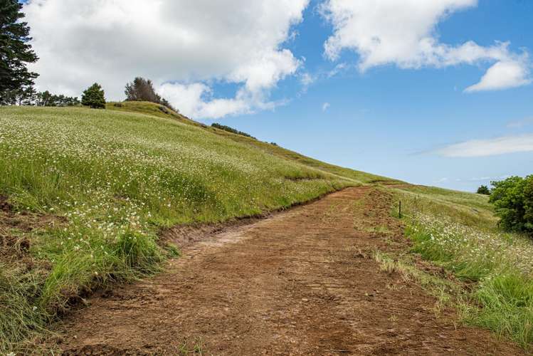 1403 Russell Road Helena Bay_11