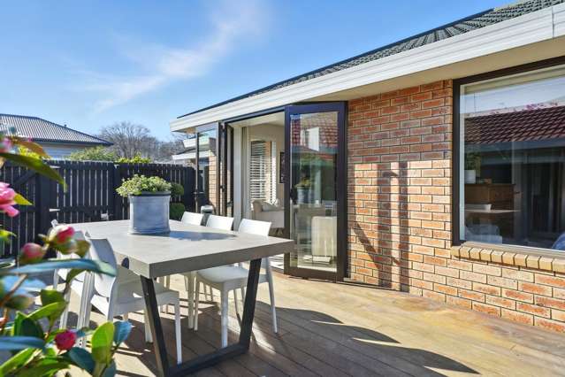 2/256 Innes Road Saint Albans_1