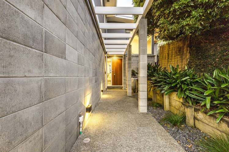 2a Grove Road Narrow Neck_17