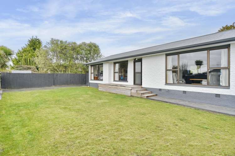 2 Bowie Drive Woodend_24