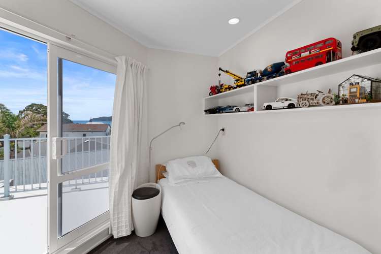 4 Claxton Avenue Pauanui_13