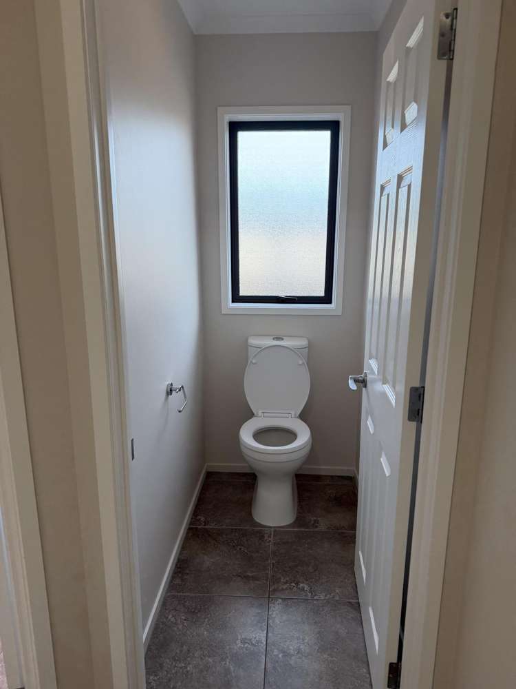 10 Caldera Crescent Pyes Pa_24