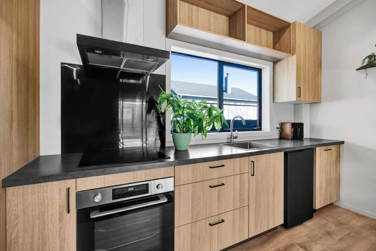 21 Carthew Street Okato_21