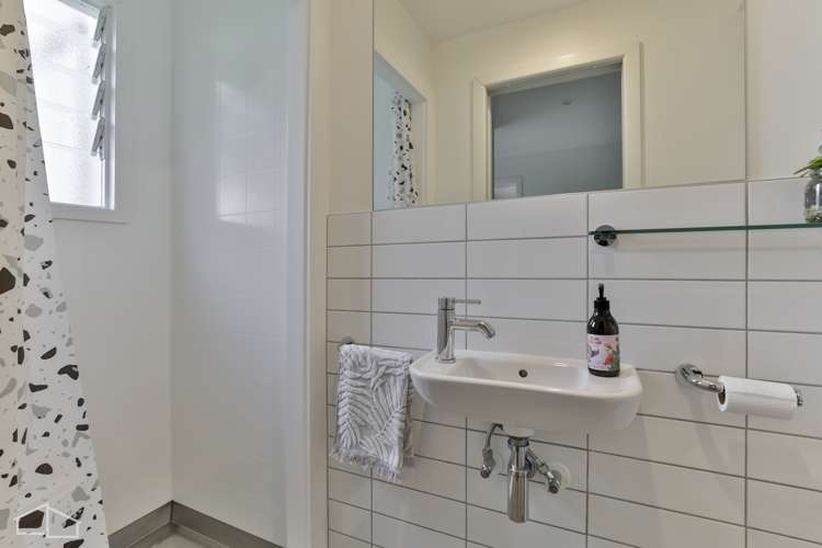 52 Paturoa Road Titirangi_19