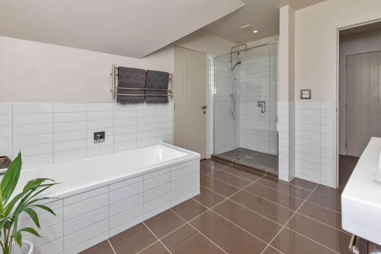 98B Western Hills Drive Kensington_17