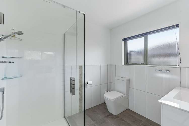 68 Cedar Drive Paraparaumu Beach_13