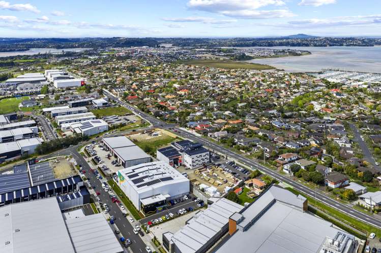 98 Hobsonville Road Hobsonville_12
