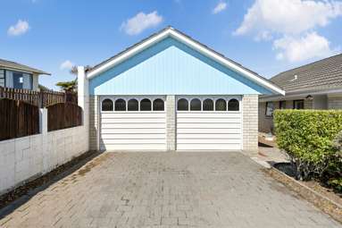 67 Pohutukawa Drive_1