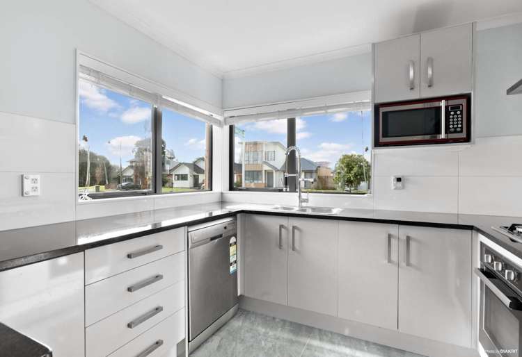 5 Takahe Avenue Takanini_3