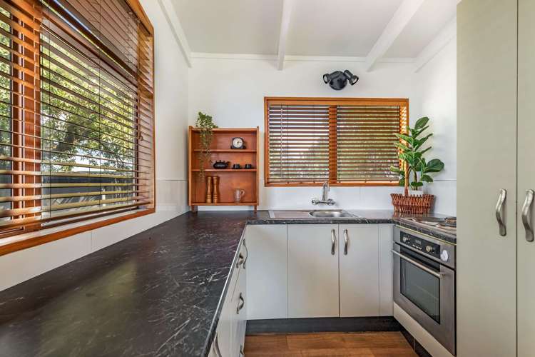 3 Costello Crescent Pukehina_13