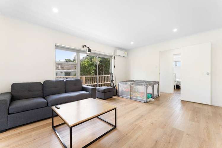 17 Lemnos Place Titirangi_13