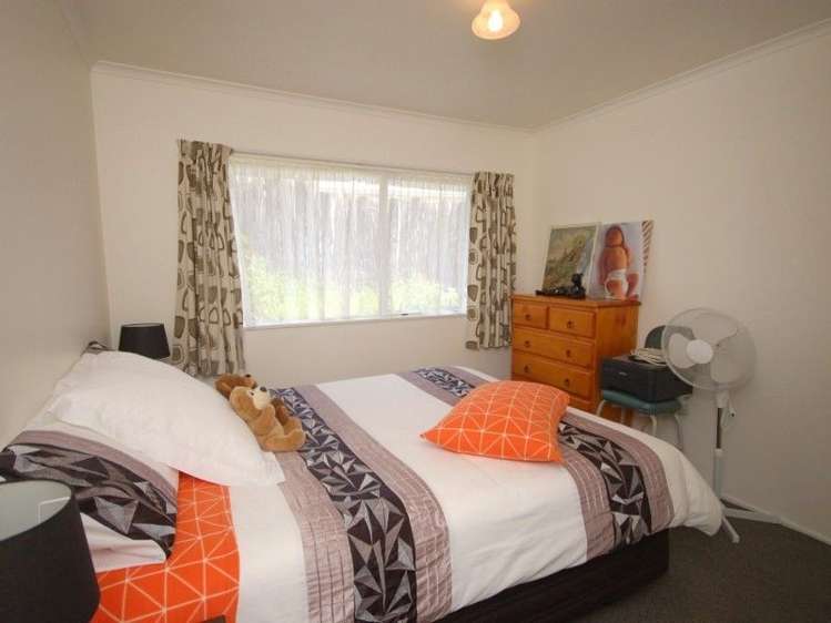 1 Hinemoa Avenue Taupo_6