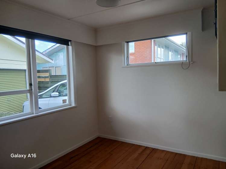 11 London Street Pukekohe_17