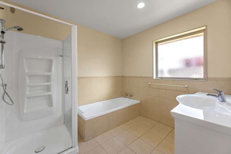 100a Alfred Street Blenheim Central_13