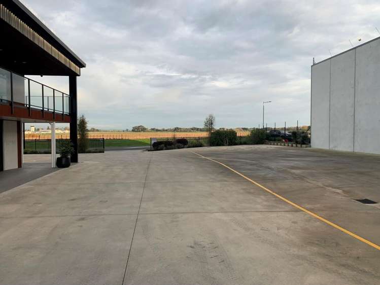 76 Ossie James Drive Rukuhia_2